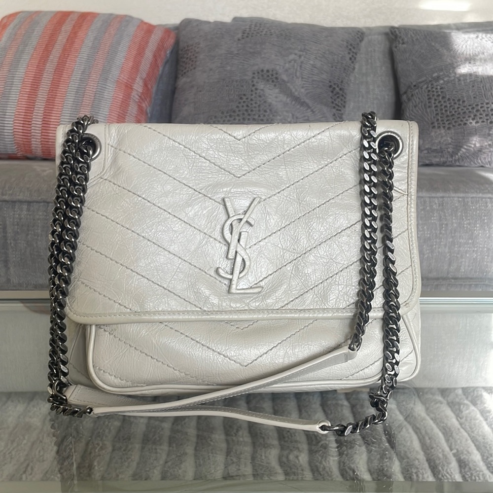 Saint Laurent. Niki Medium Crinkled Flat-Top Shoulder Bag Color: White